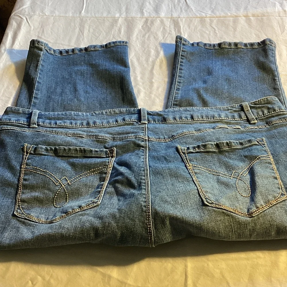 d. jeans Women's Blue Ankle & Cropped Jeans - Picture 4 of 4